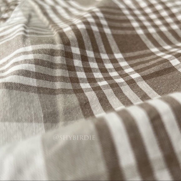 NEW Plaid 100% Cotton Bermuda Shorts in Beige and White - Picture 3 of 10